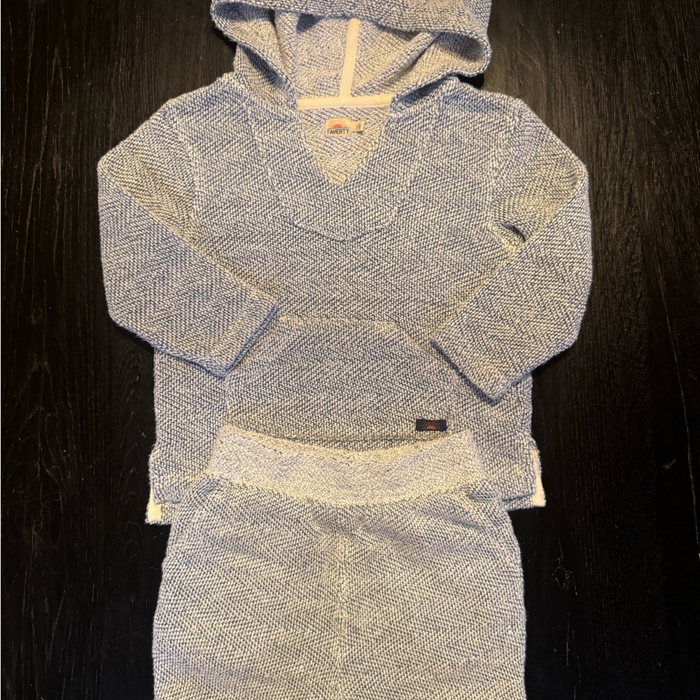 Faherty Toddler Whitewater Sweatshirt Hoodie Short Matching Set Size 2
